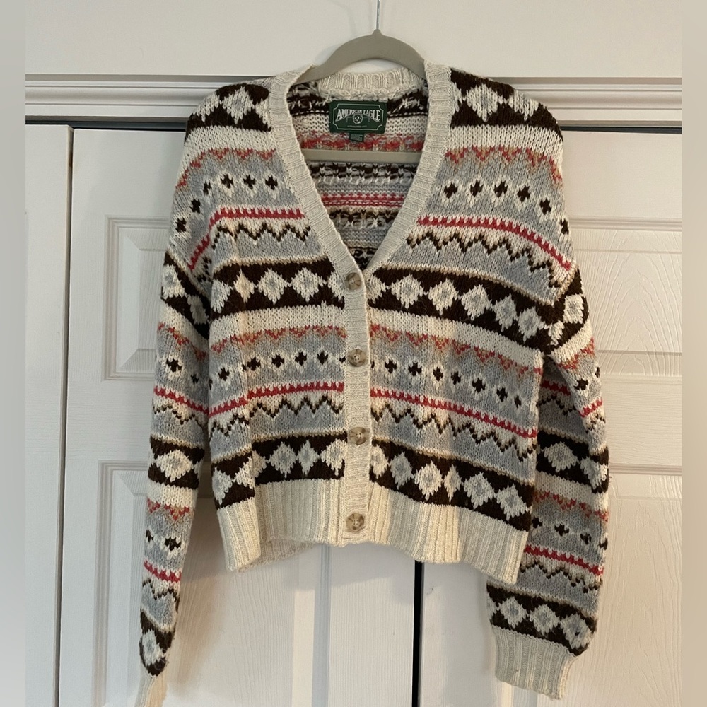 AE printed cardigan NEW ⭐️